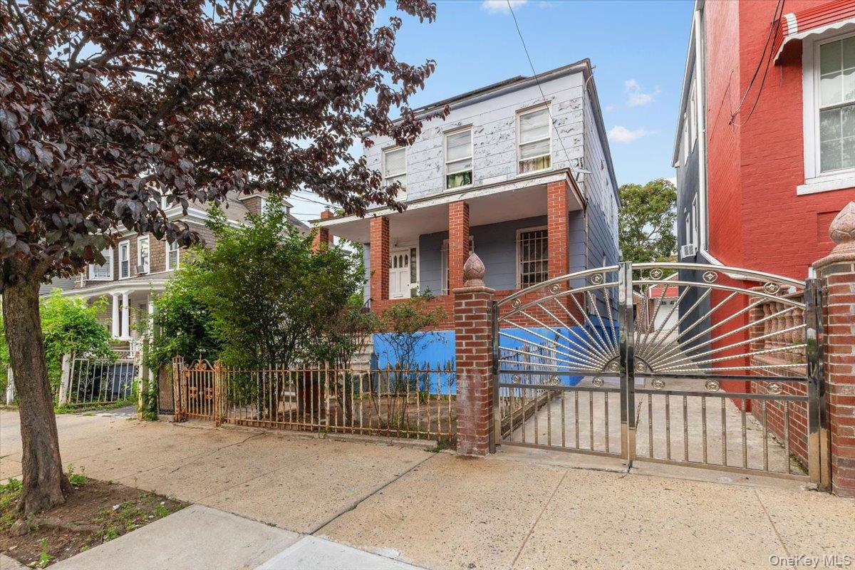 849 E 219th Street – For Sale
