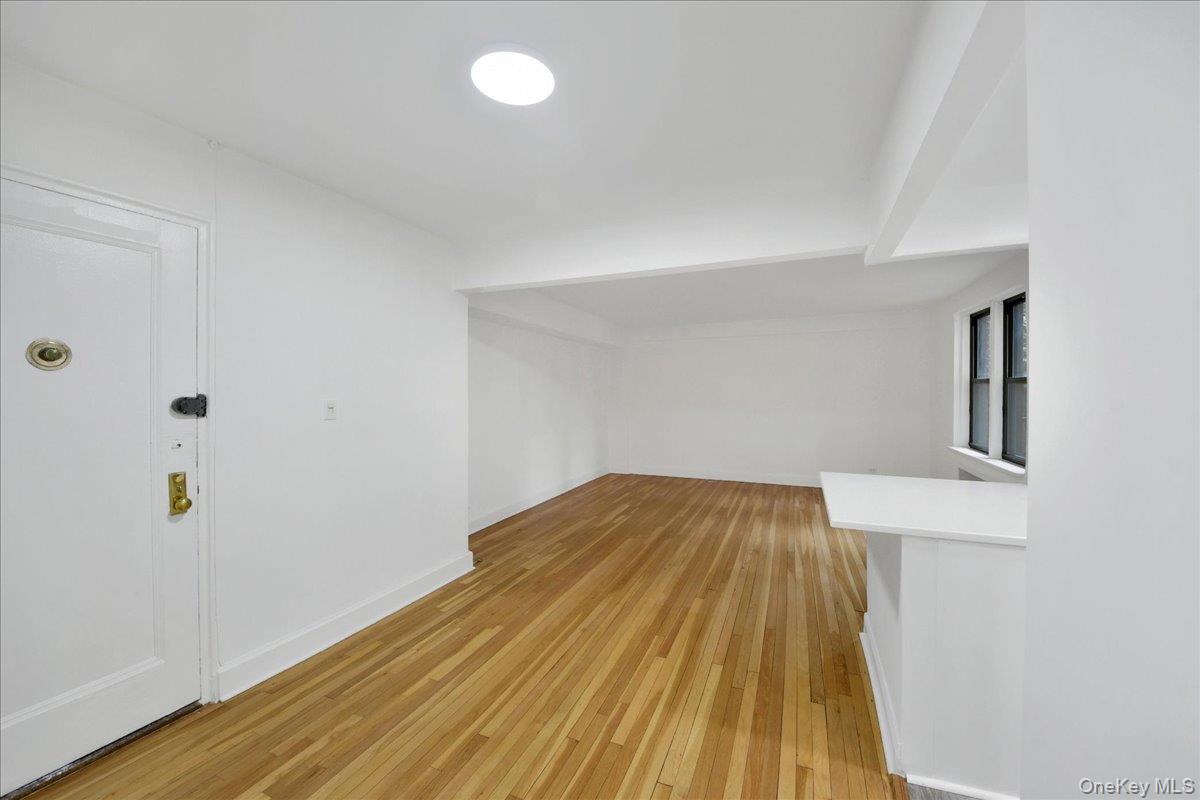 3840 Greystone Avenue, Unit 3I