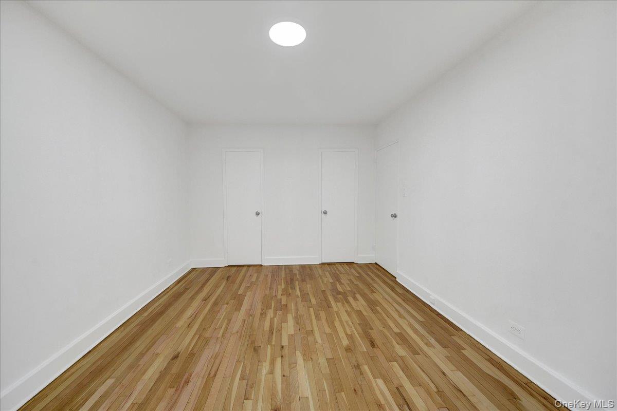 3840 Greystone Avenue, Unit 3I photo 10