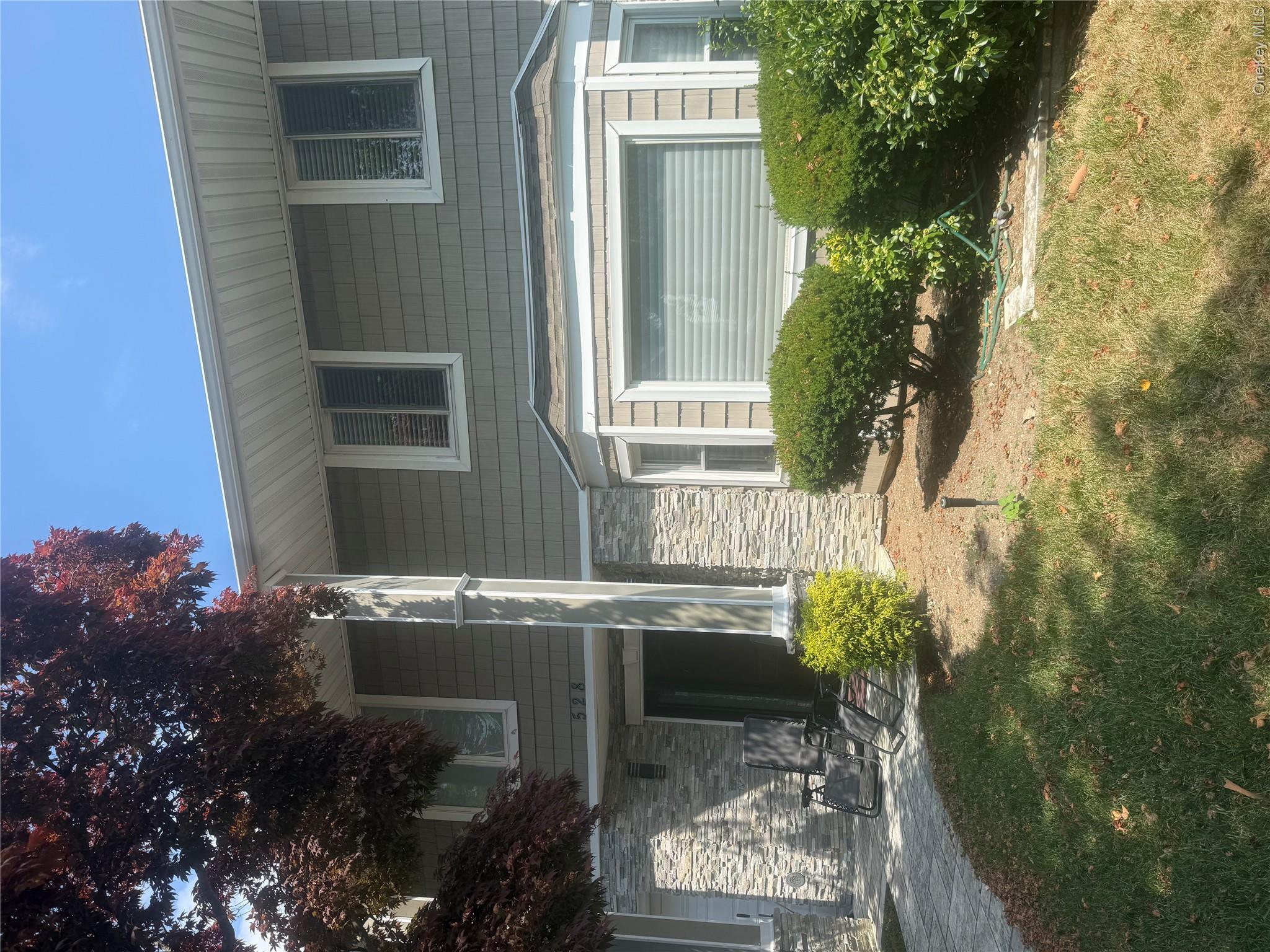 528 Halevy Drive – For Rent