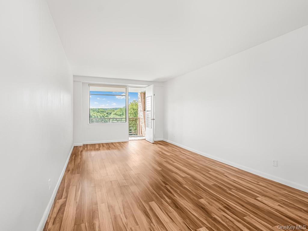 4705 Henry Hudson Parkway W, Unit 3C photo 12