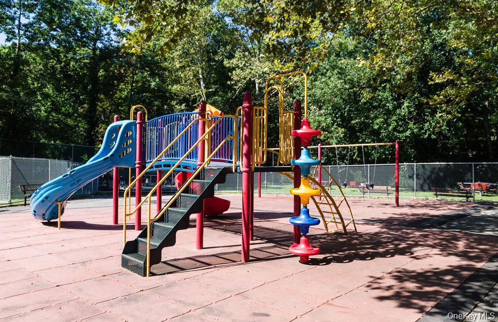 4705 Henry Hudson Parkway W, Unit 3C photo 17