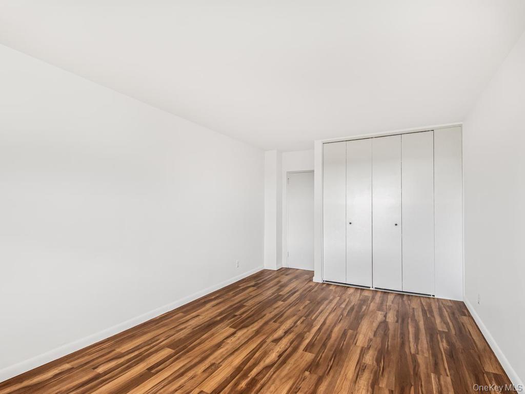 4705 Henry Hudson Parkway W, Unit 3C photo 15