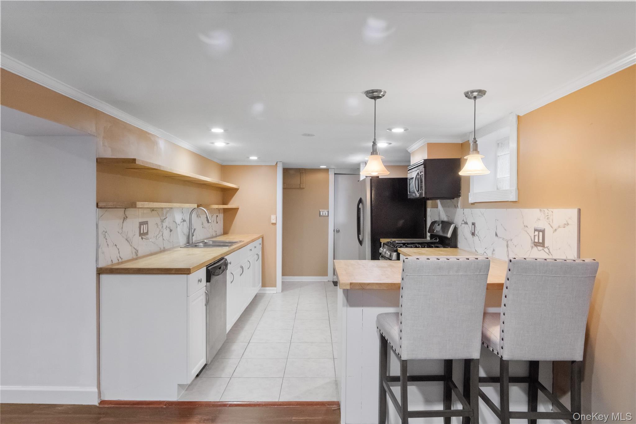 23 Wheeler Place W – For Sale photo 23