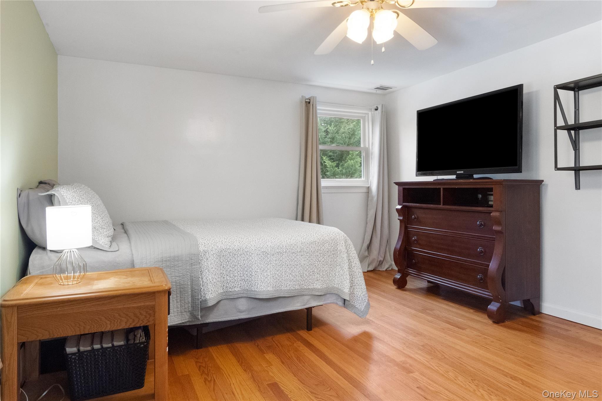 23 Wheeler Place W – For Sale photo 18