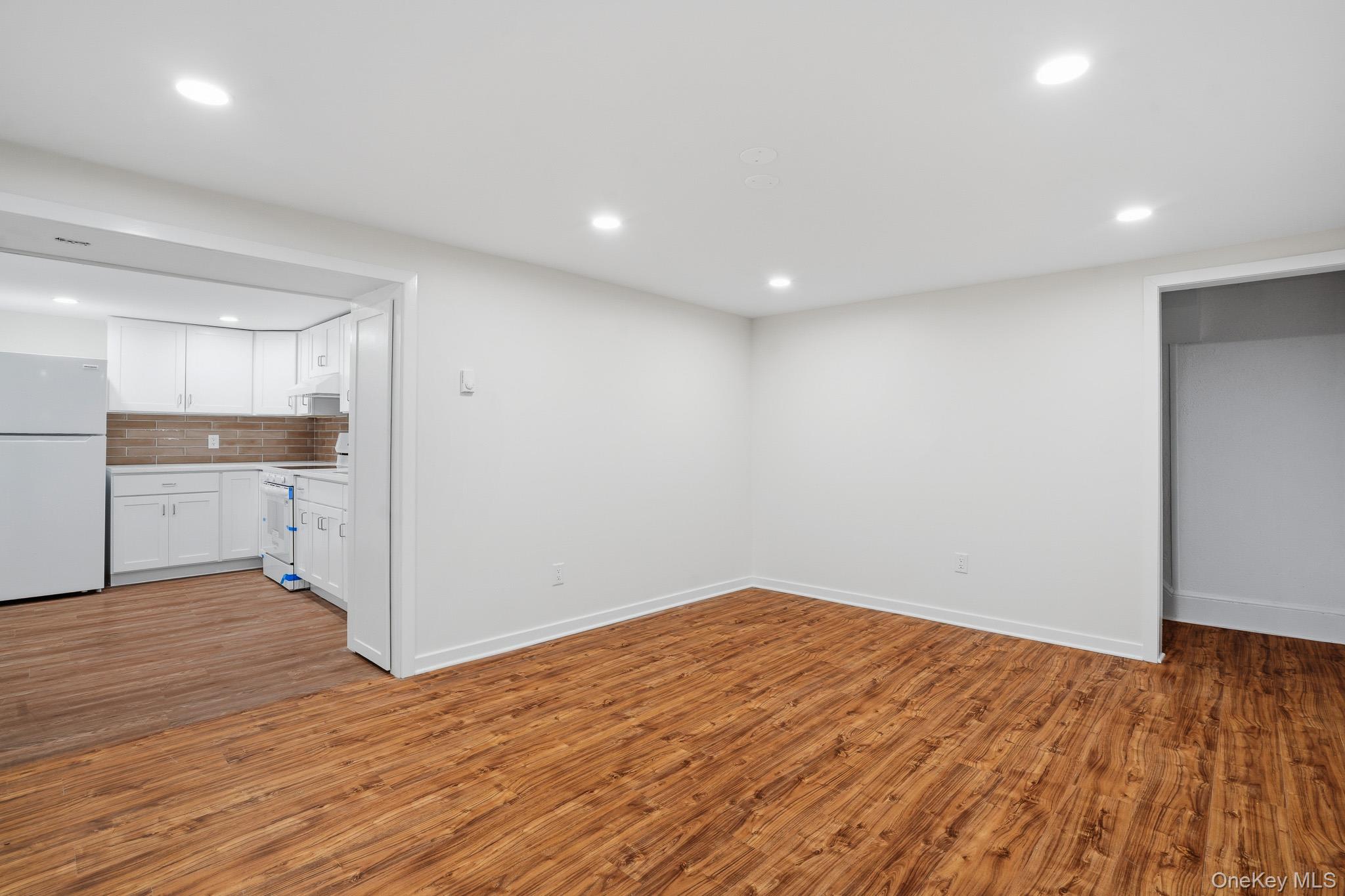 2 Greene Road – For Rent photo 8