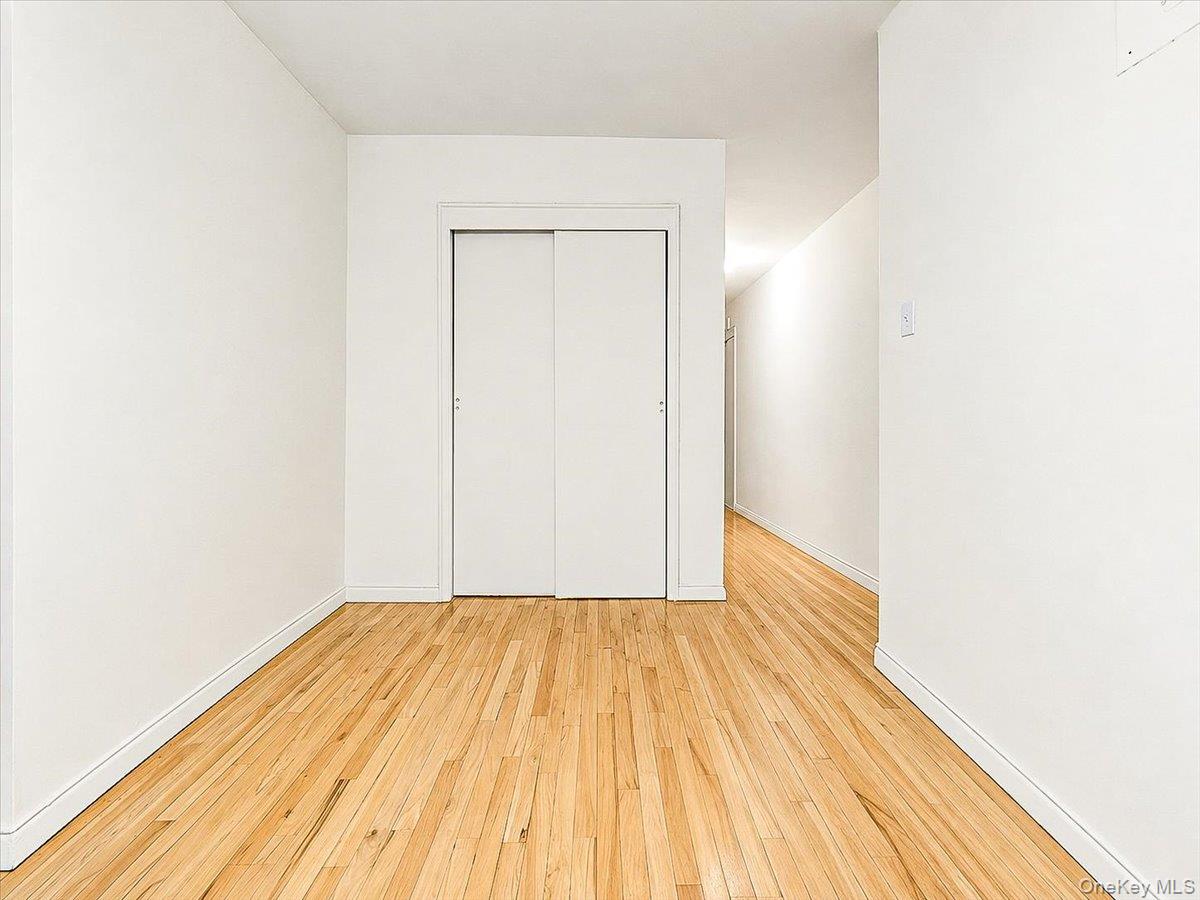 67-50 Thornton Place, Unit 4S photo 8