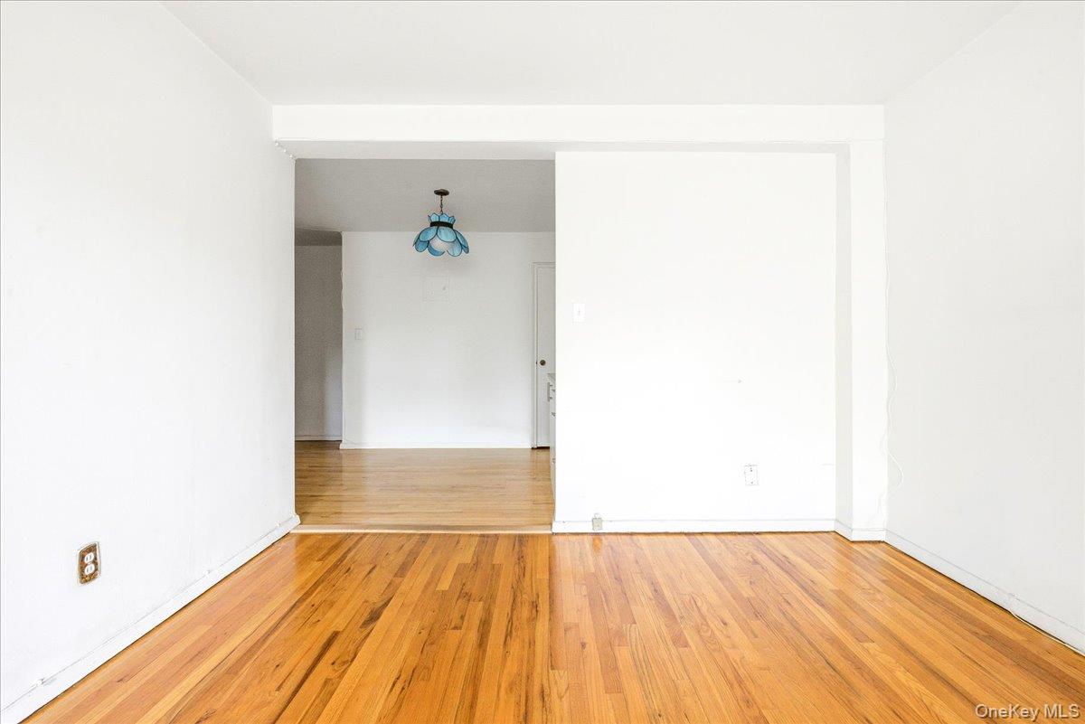 67-50 Thornton Place, Unit 4S photo 16