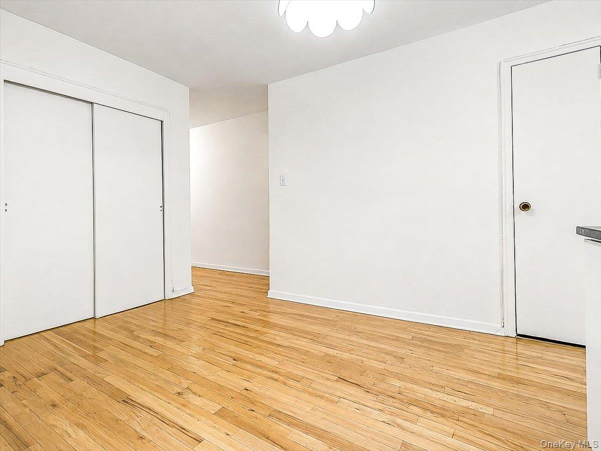 67-50 Thornton Place, Unit 4S photo 7
