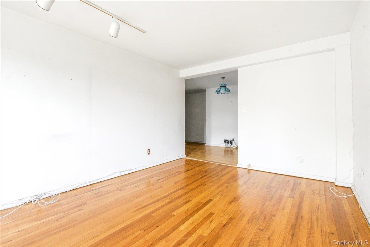 67-50 Thornton Place, Unit 4S photo 15