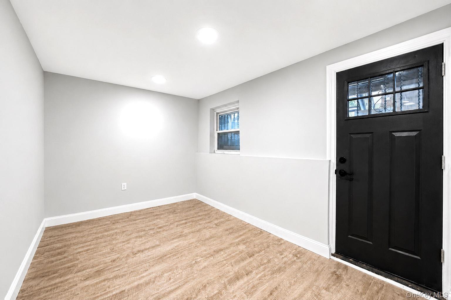 4059 Paulding Avenue – For Sale photo 30