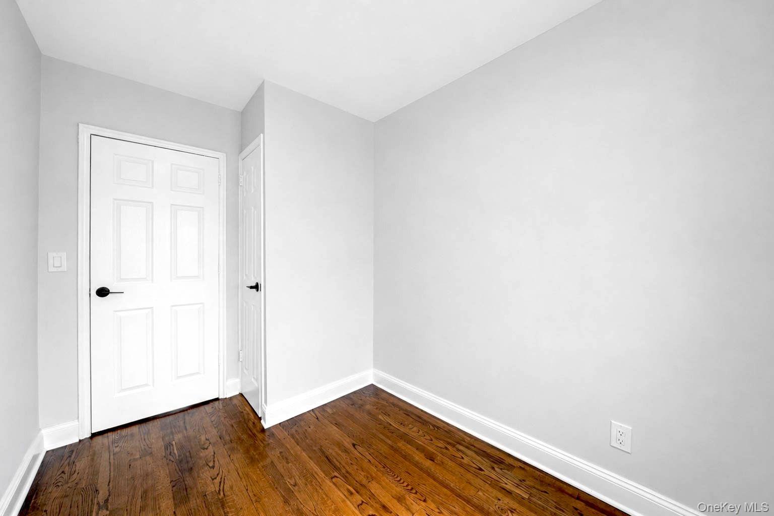 4059 Paulding Avenue – For Sale photo 24