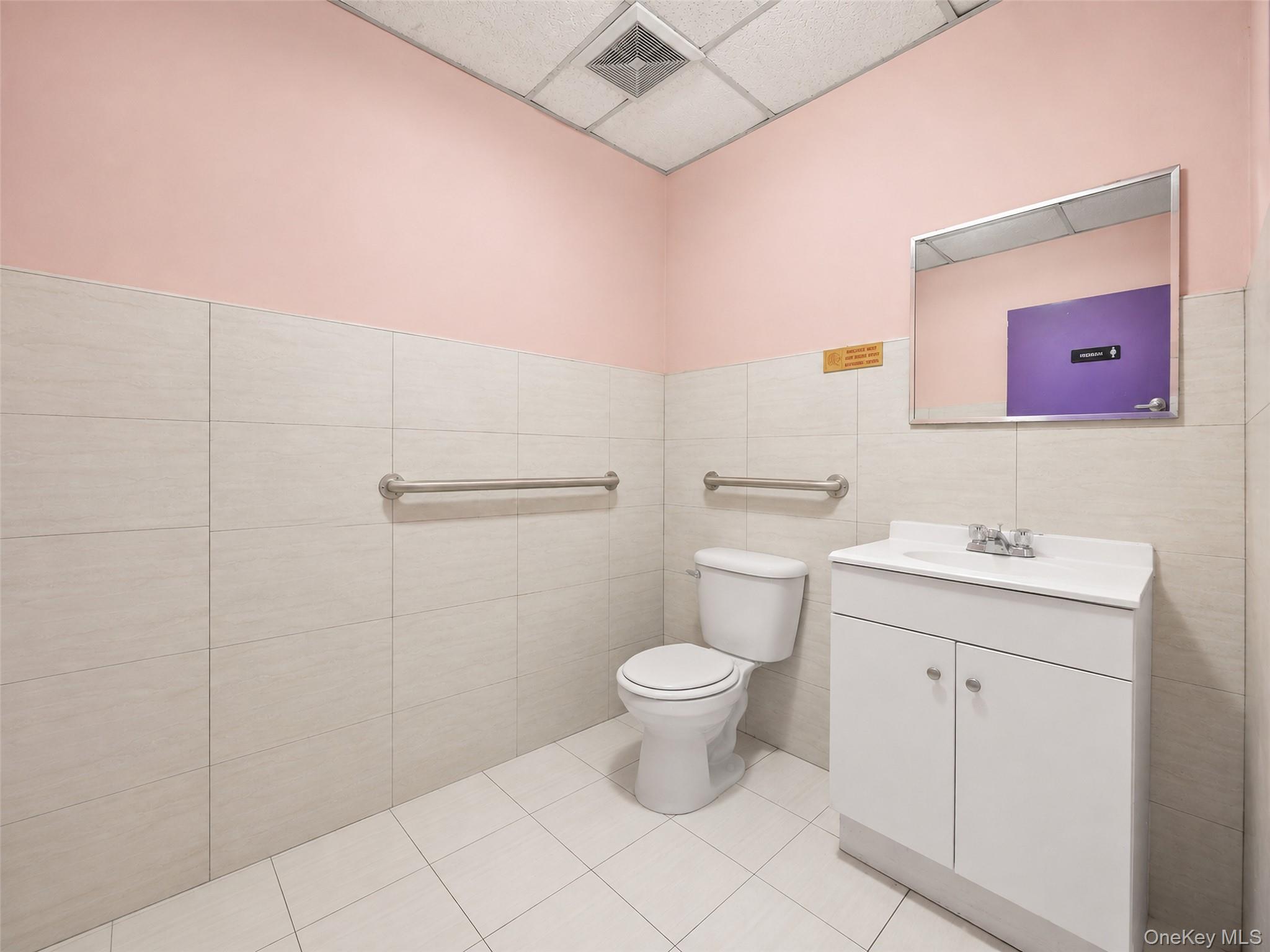 60-11 Myrtle Avenue – For Sale photo 14