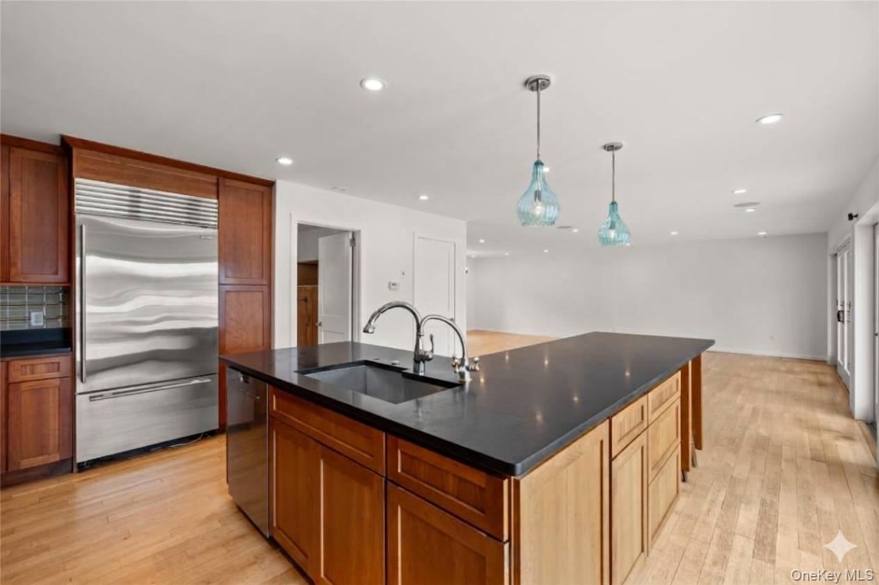 12 Bayview Avenue – For Sale photo 12