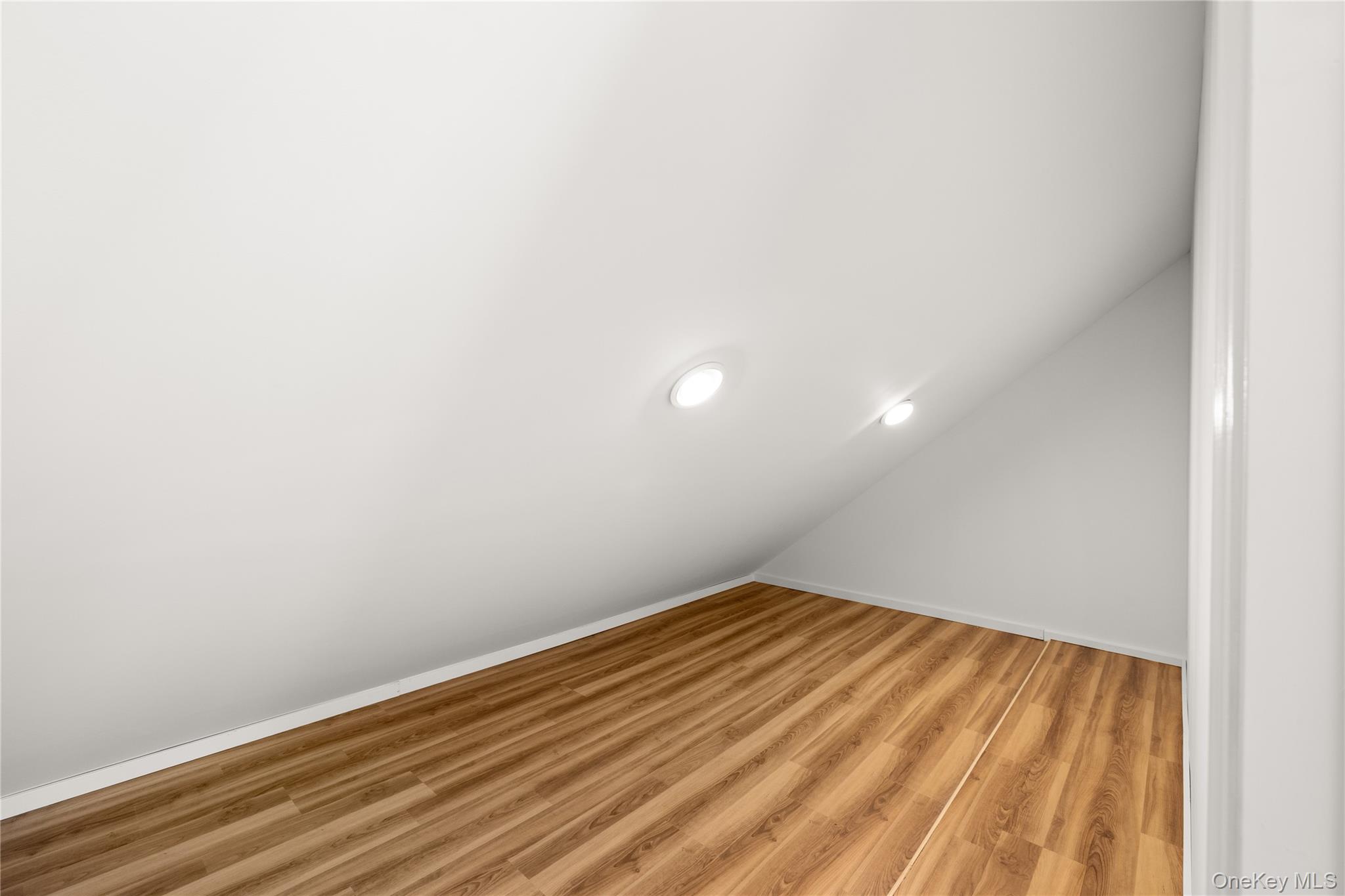 12 Bayview Avenue – For Sale photo 31