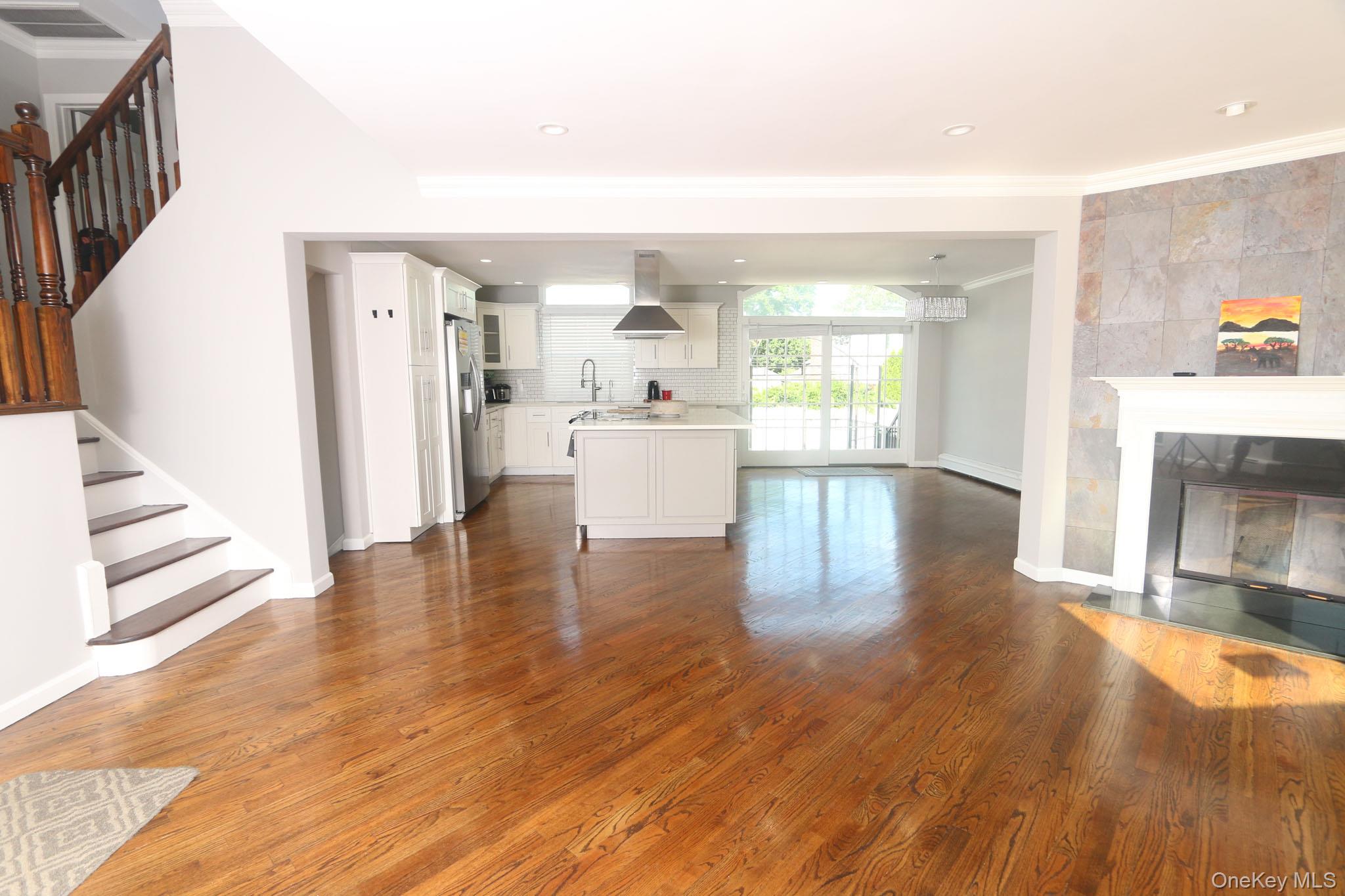 3260 Judith Lane – For Sale photo 5