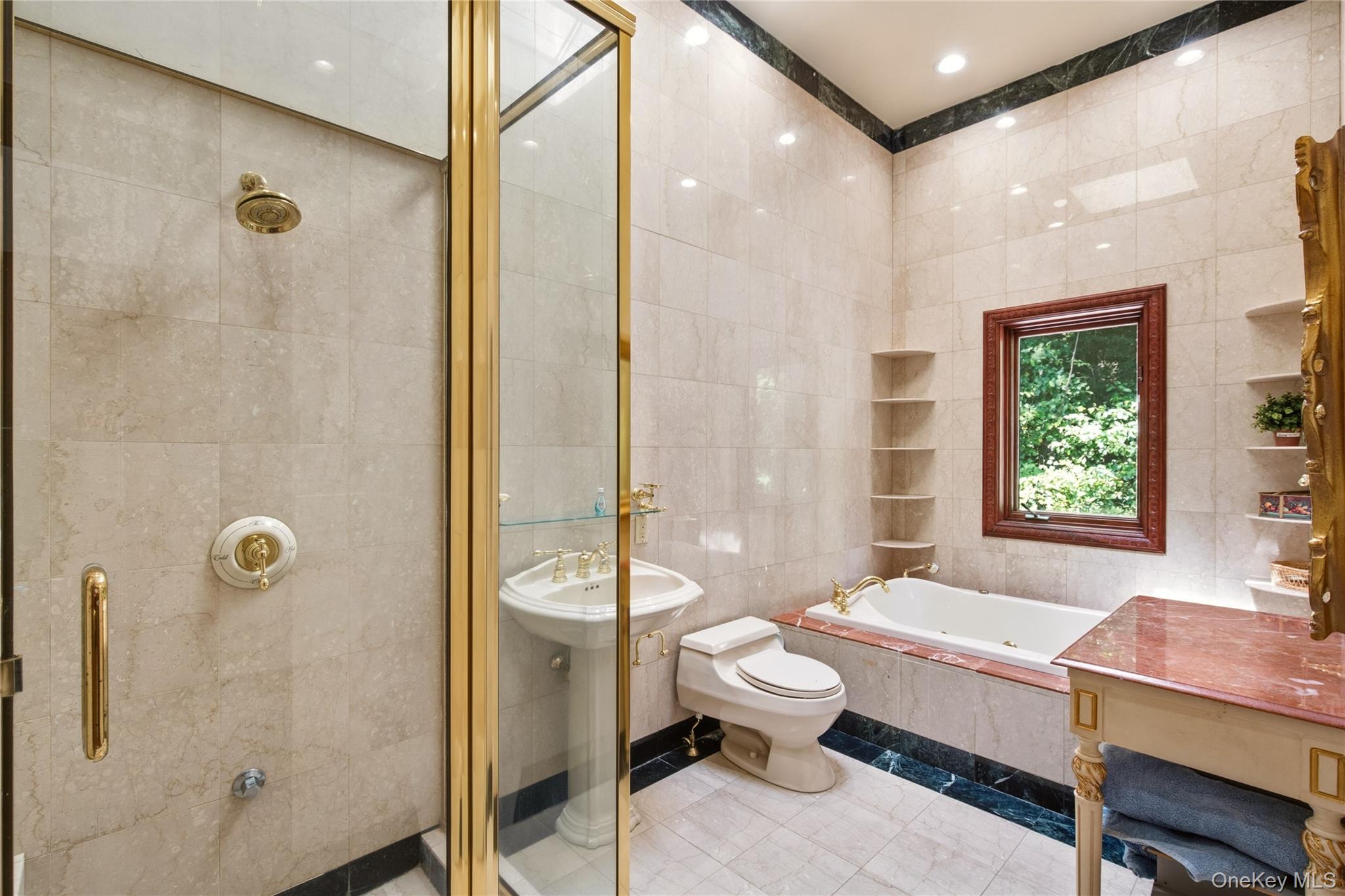 1007 W Shore Road – For Sale photo 37