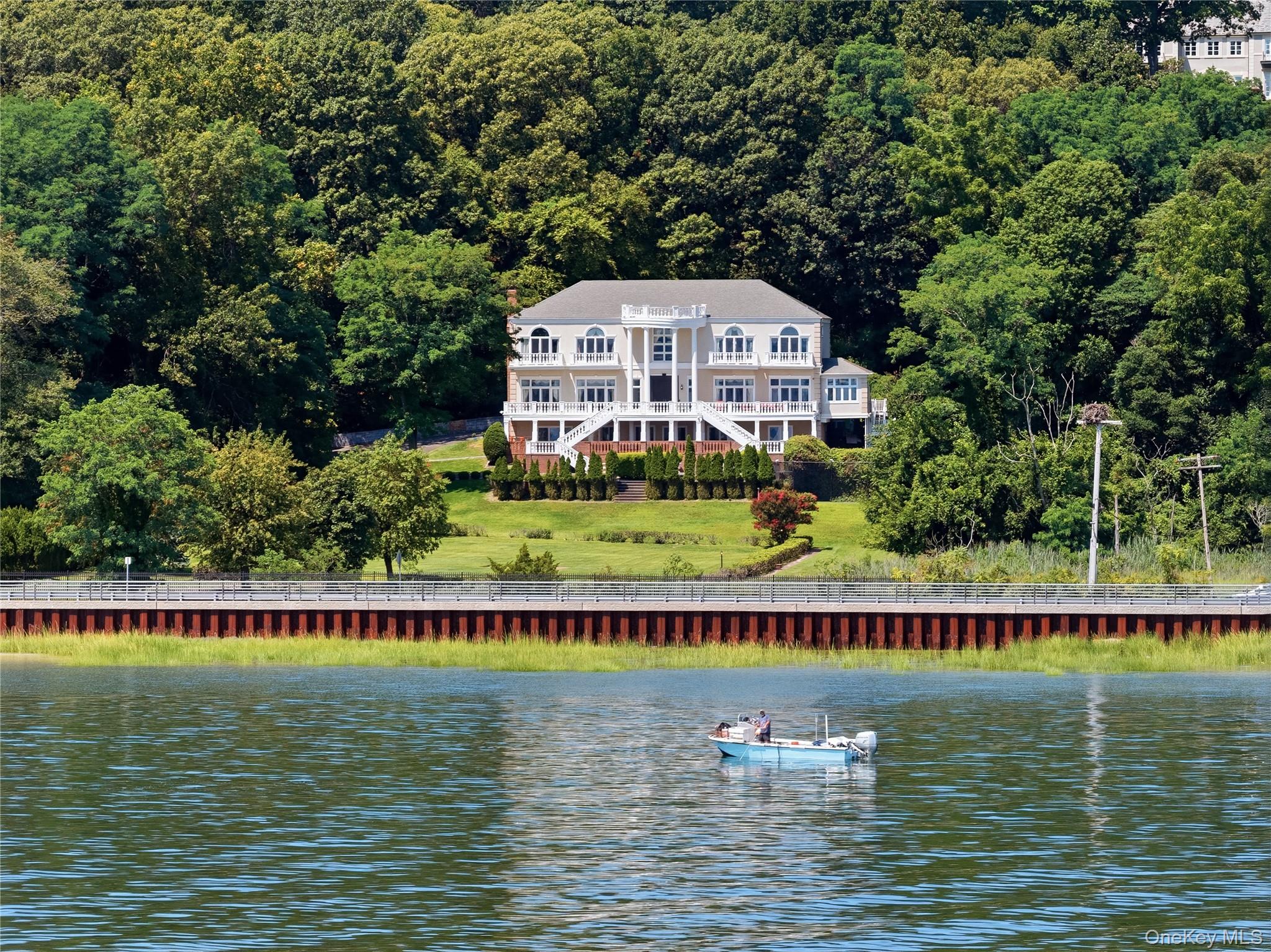 1007 W Shore Road – For Sale
