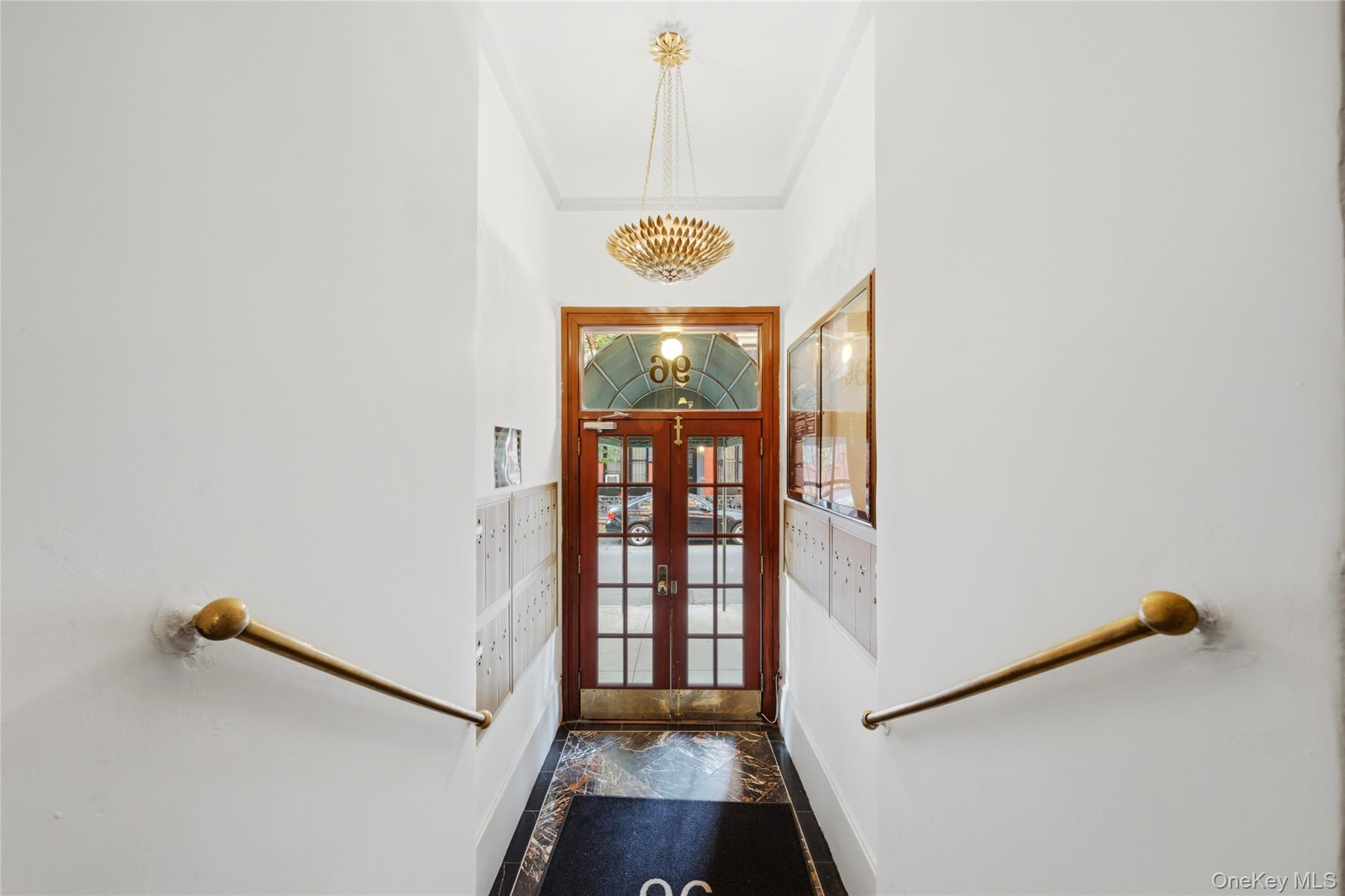 96 Perry Street, Unit B5C photo 9