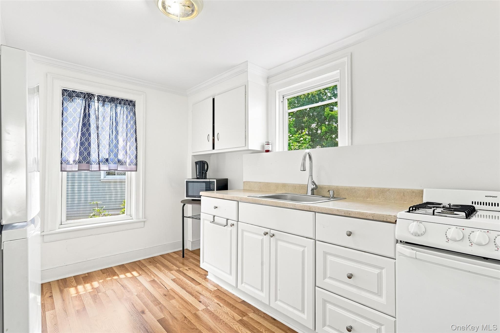 1095 Boston Post Road – For Sale photo 10