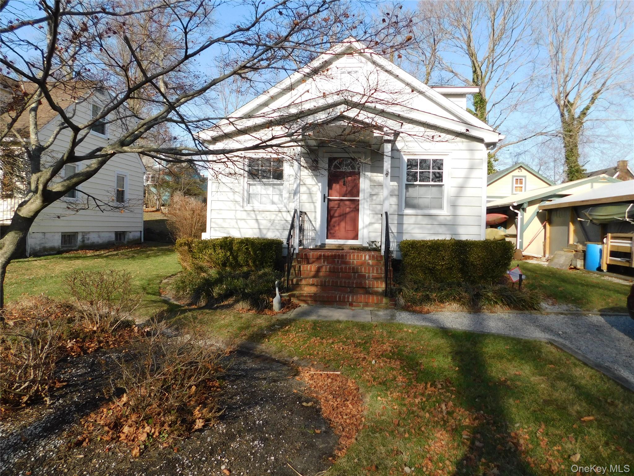 80 Cedar Road – For Sale photo 2
