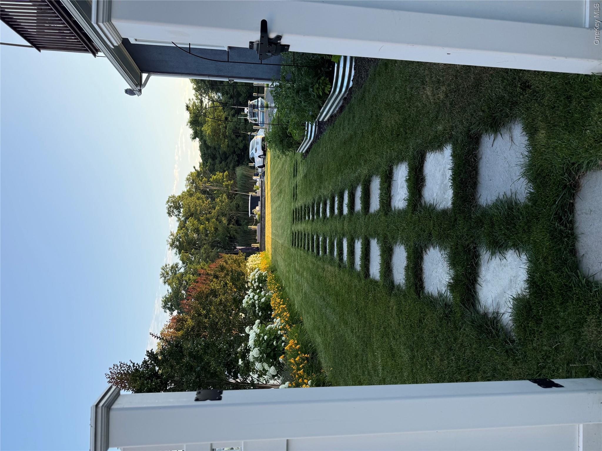 60 Maple Avenue – For Rent photo 10