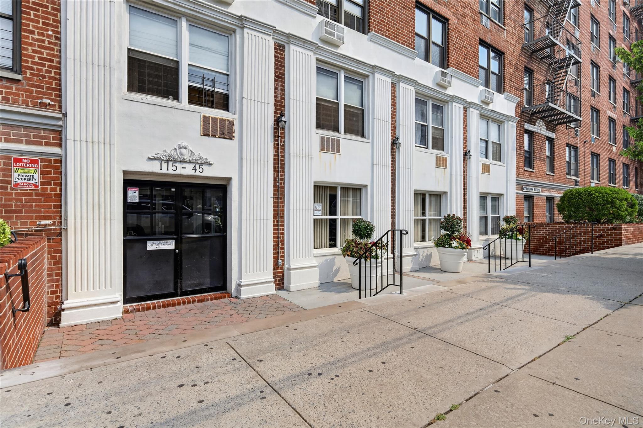 175-45 88th Avenue, Unit 6F photo 3