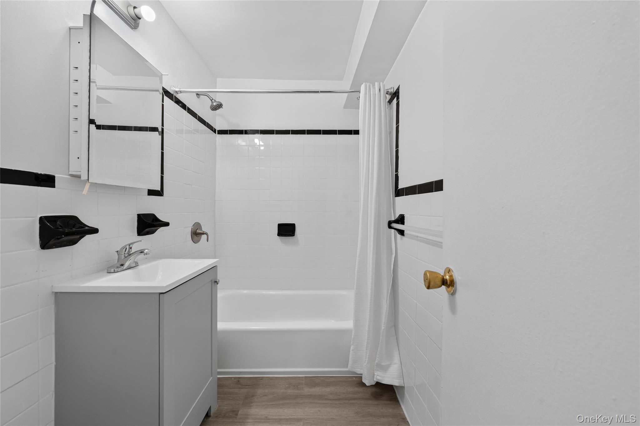 175-45 88th Avenue, Unit 6F photo 24