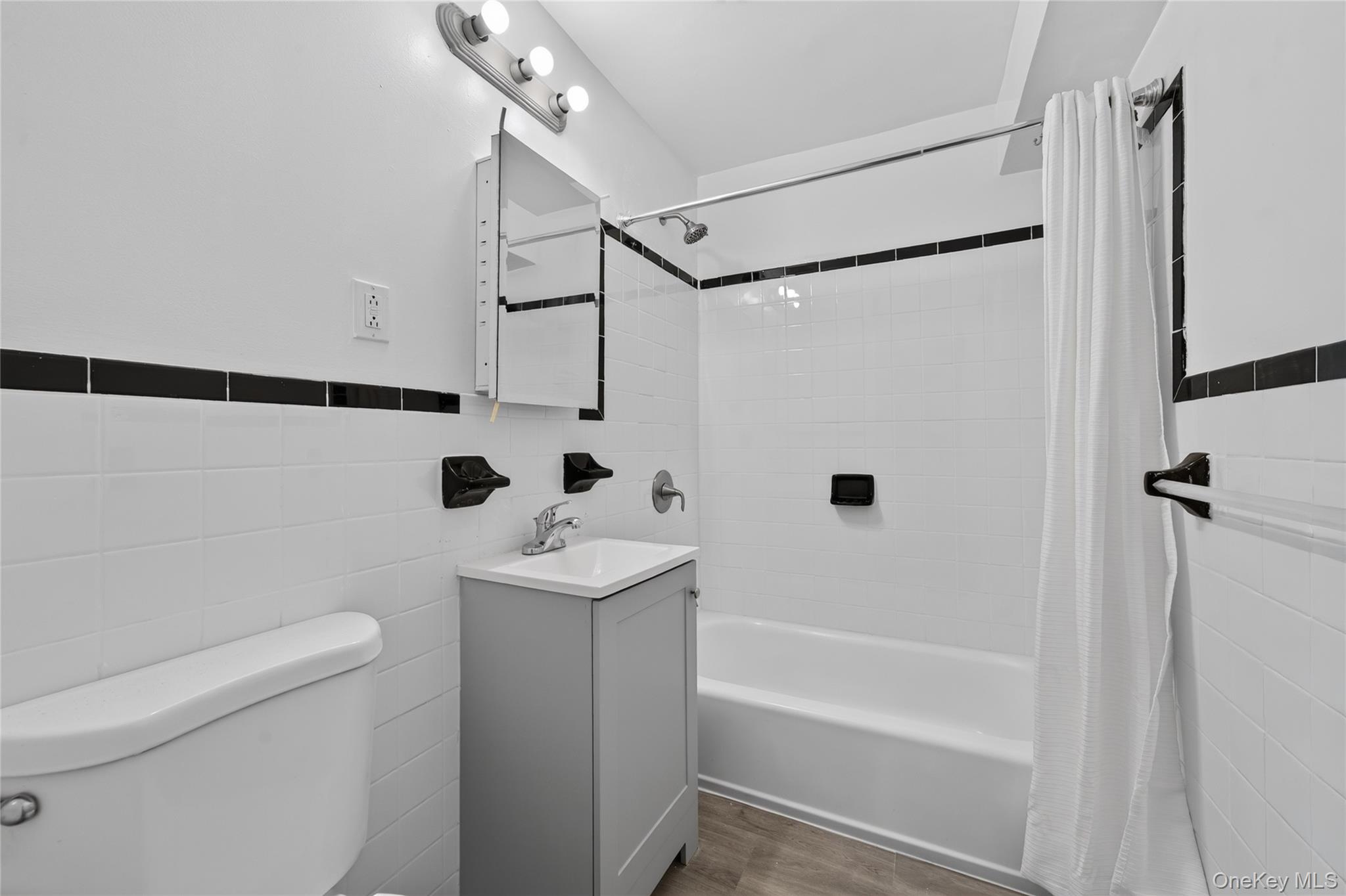 175-45 88th Avenue, Unit 6F photo 23