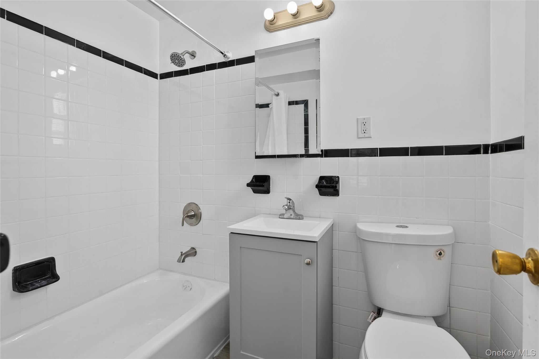 175-45 88th Avenue, Unit 6F photo 18
