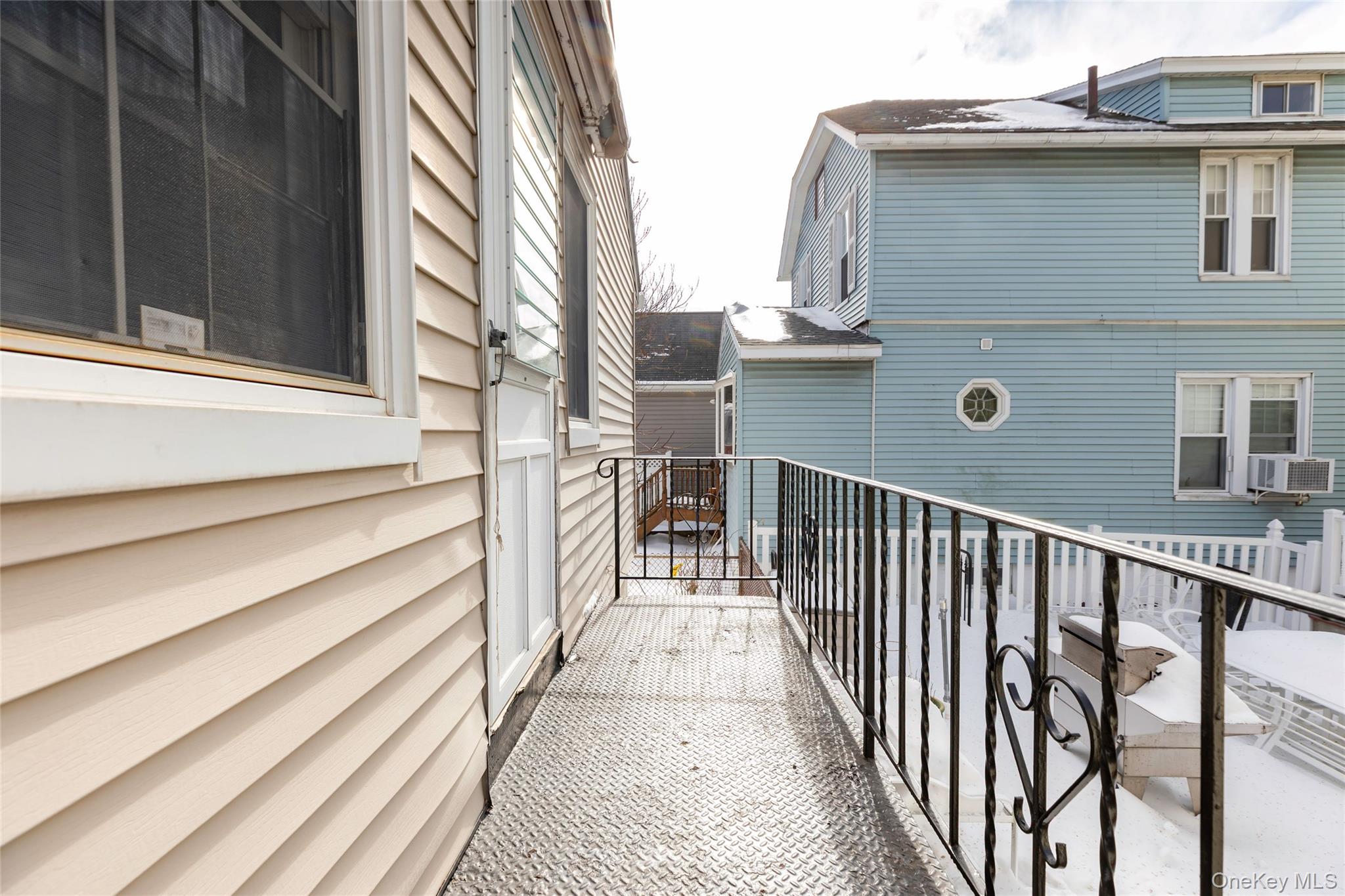 178 Beach Street – For Sale photo 2