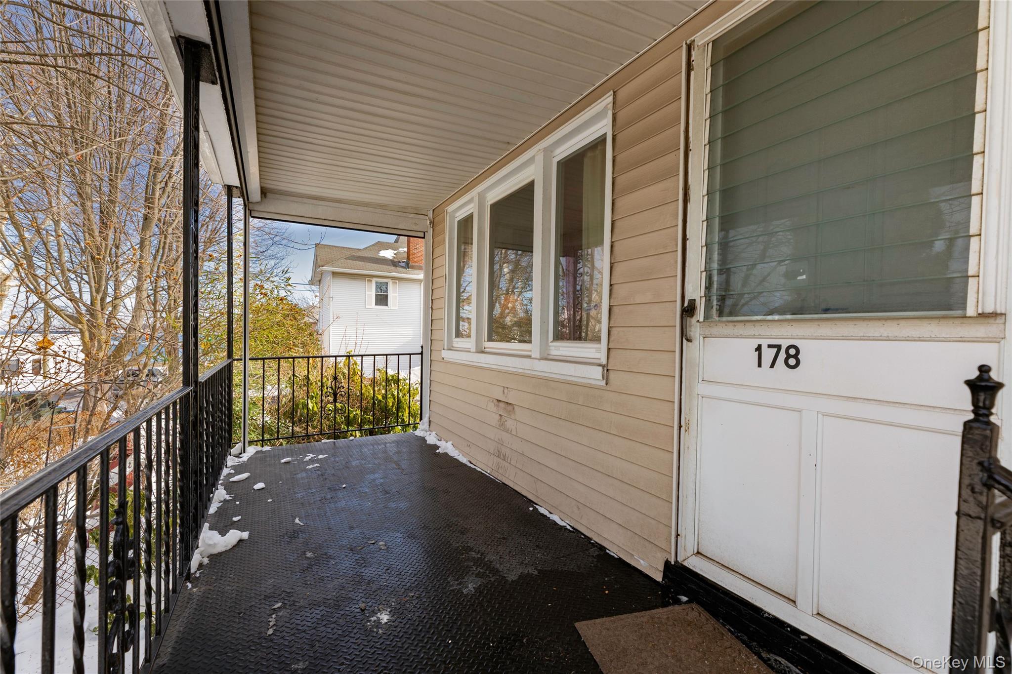 178 Beach Street – For Sale photo 3