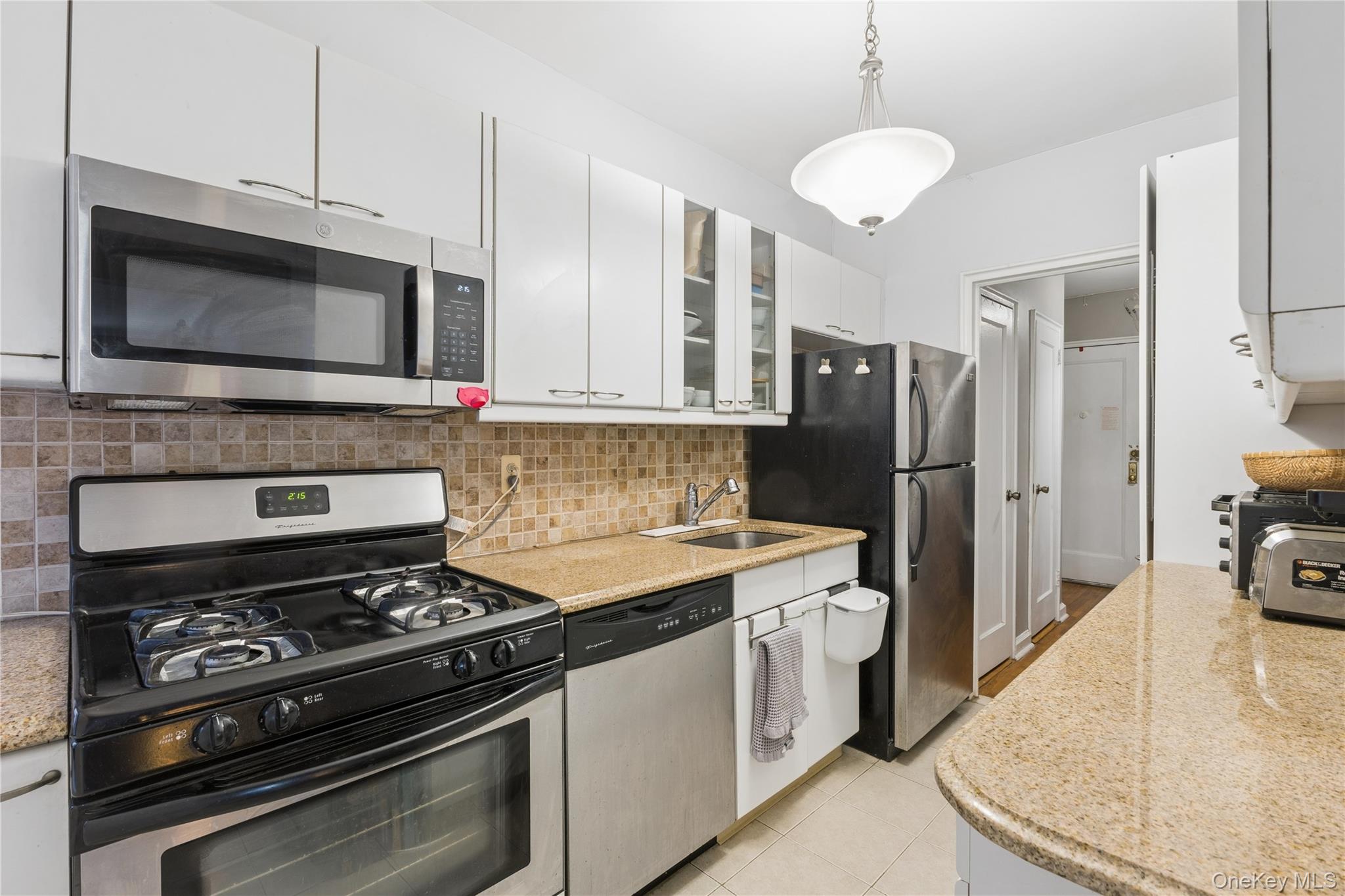 123-35 82 Road, Unit 5M