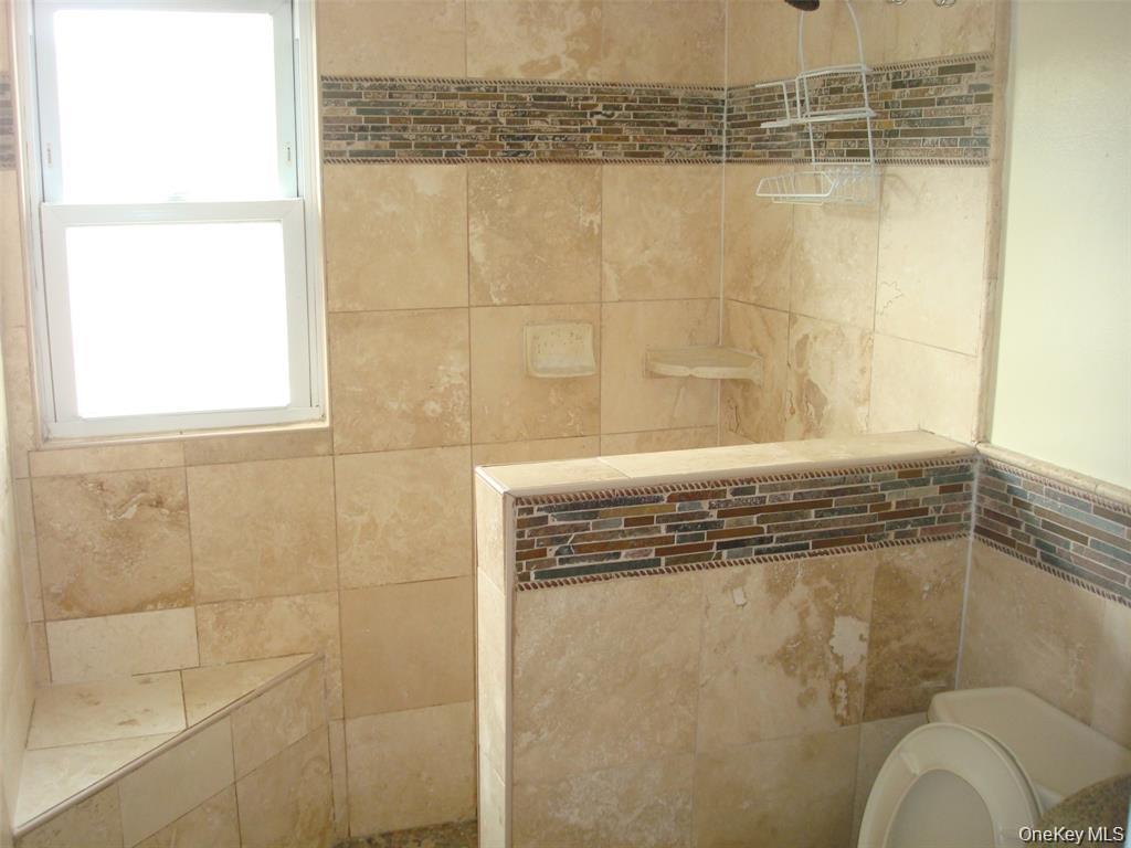 496 Cooper Court, Unit 2 photo 4