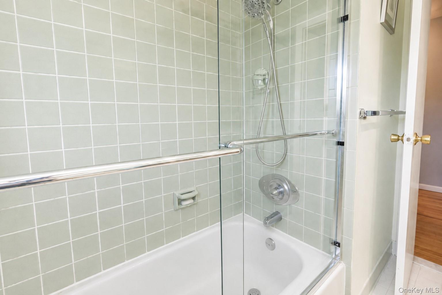 6 Elena Road – For Sale photo 14