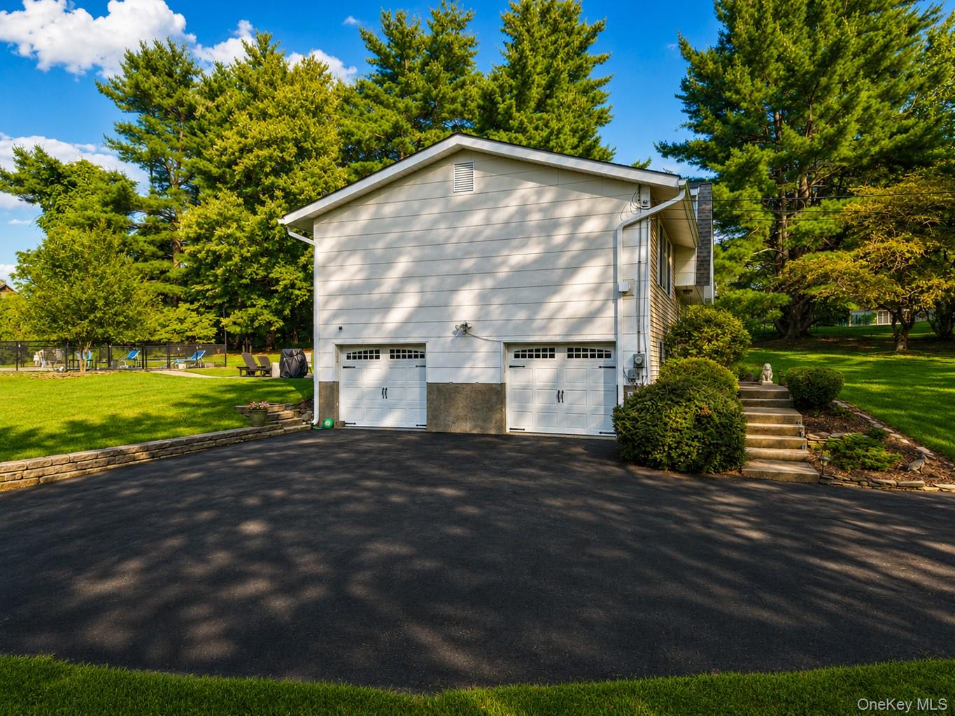 6 Elena Road – For Sale photo 27