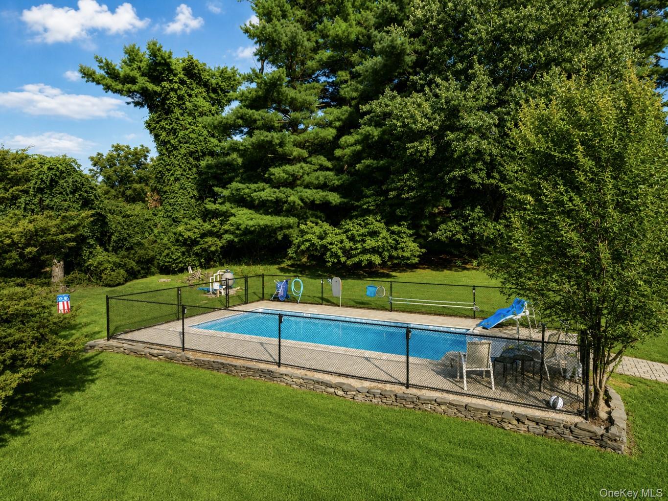 6 Elena Road – For Sale photo 31