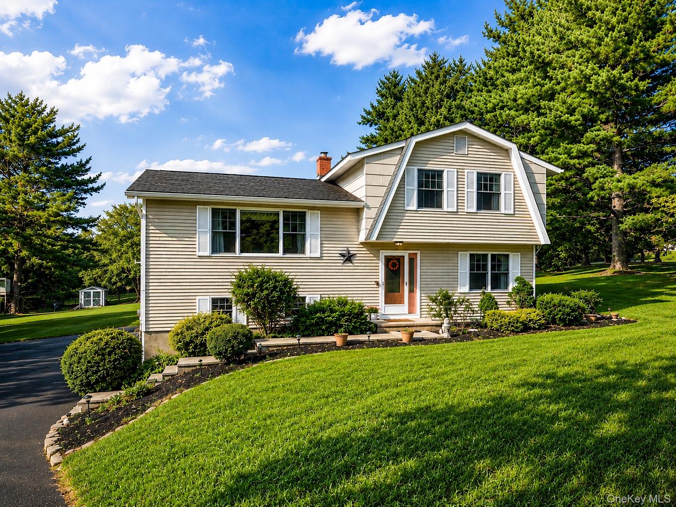 6 Elena Road – For Sale