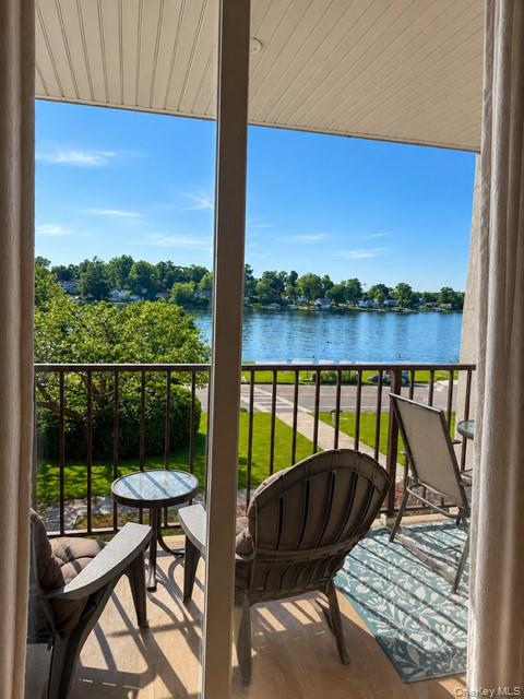 141 E Lake Boulevard, Unit H2