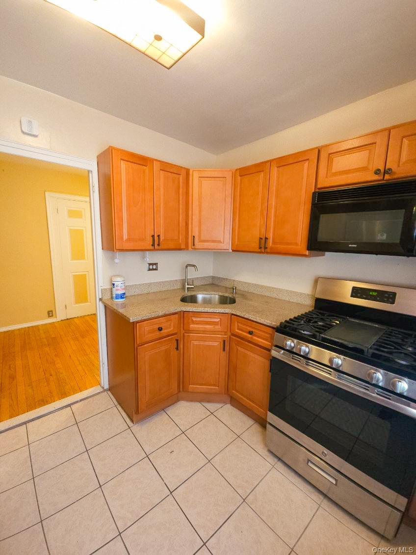 204-15 Foothill Avenue, Unit #A34 photo 5