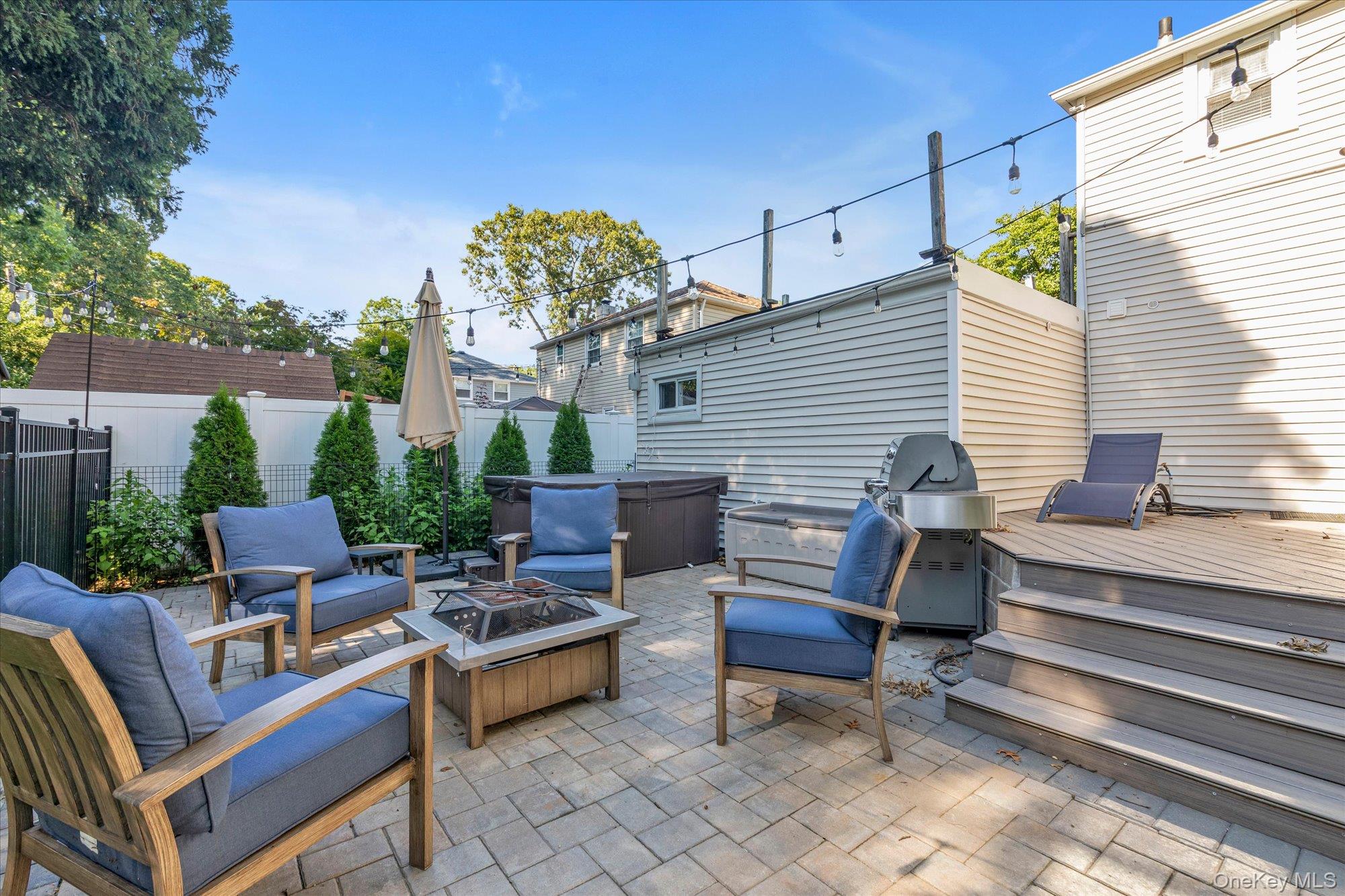 1992 Merrick Avenue – For Sale photo 18