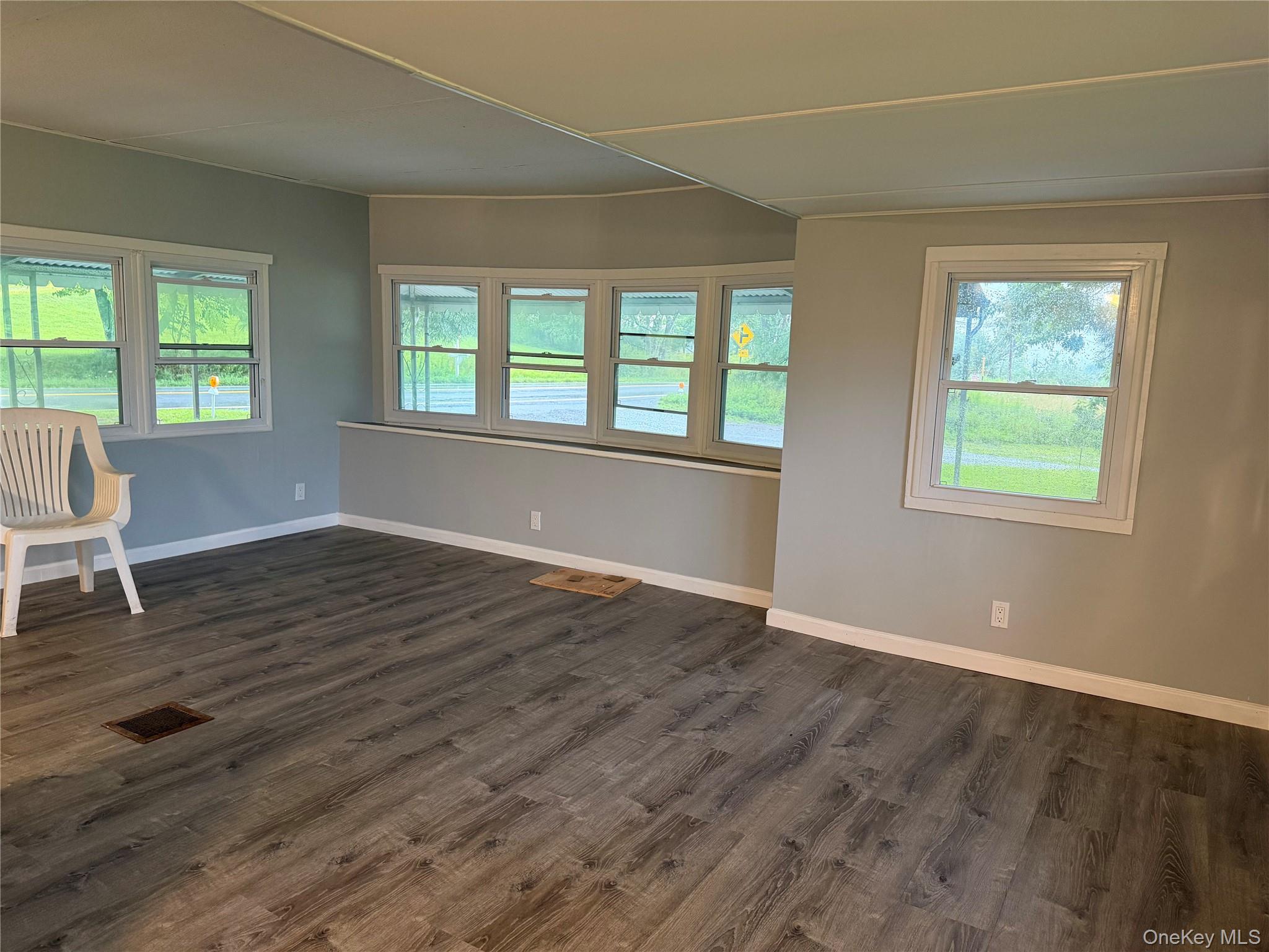 851 Cr-164 – For Rent photo 13