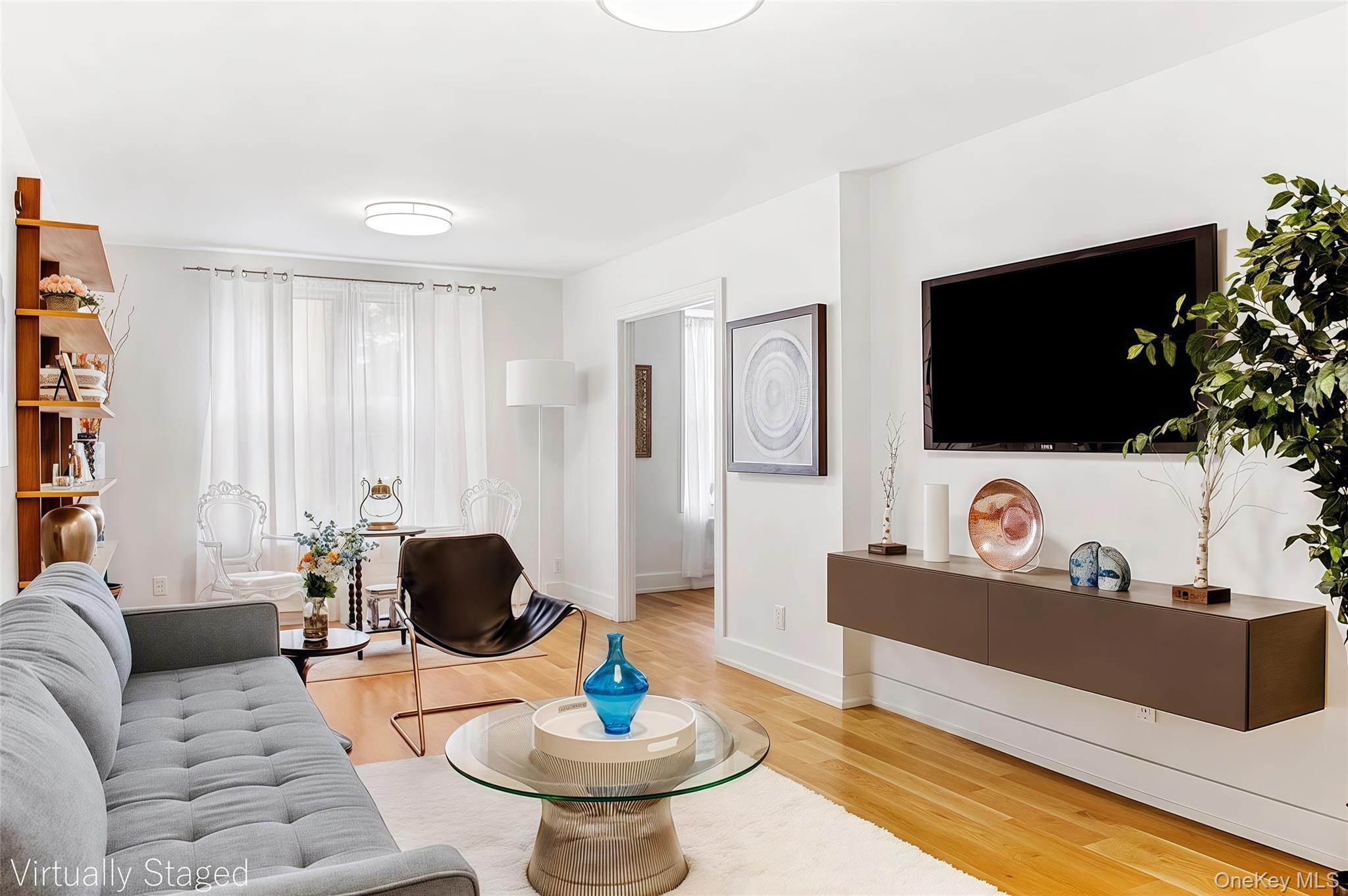 142-20 Franklin Avenue, Unit 2G photo 3