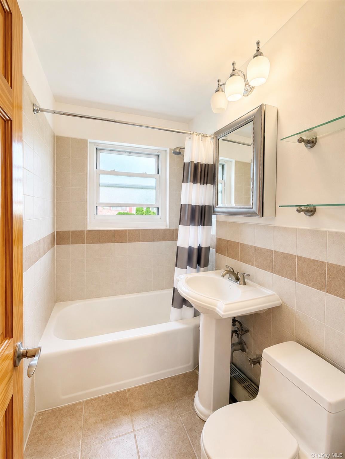 15048 Melbourne Avenue, Unit 254A photo 7
