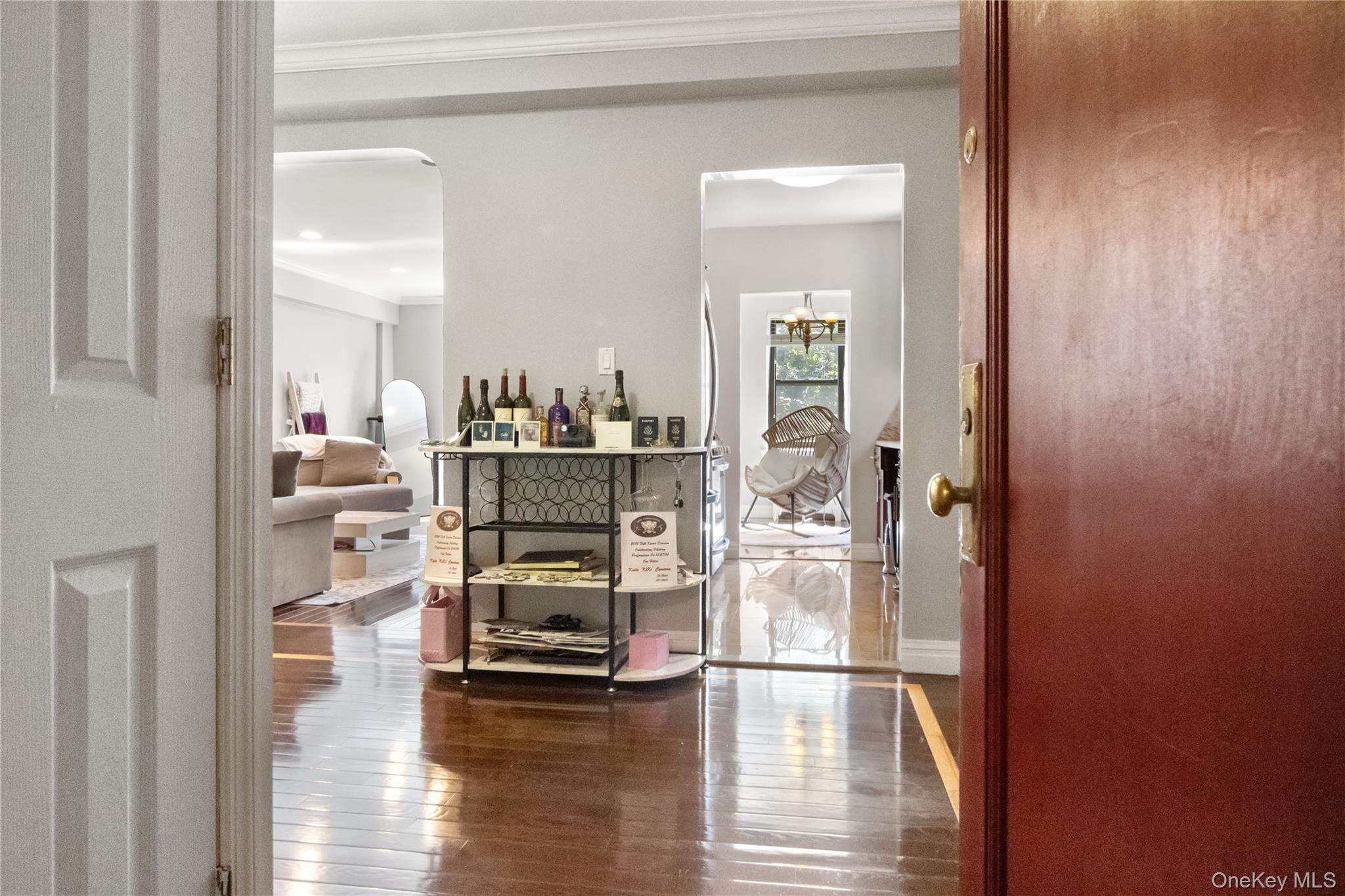 470 N Broadway, Unit B23 photo 3