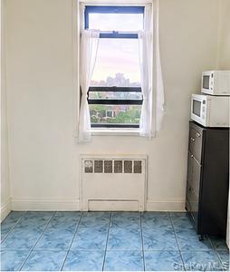 143-36 Barclay Avenue, Unit 6C photo 10