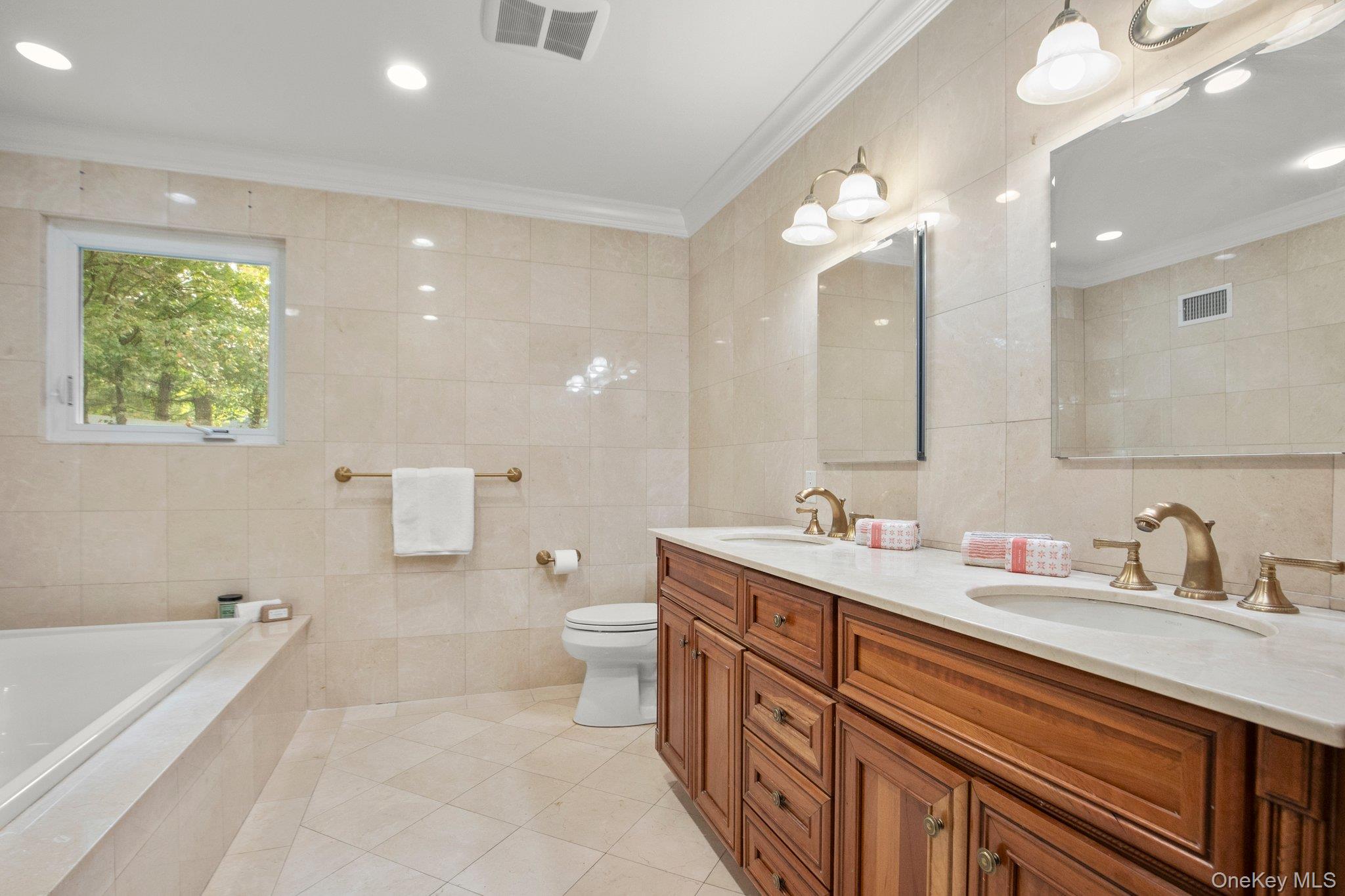 1341 Pelhamdale Avenue – For Rent photo 22