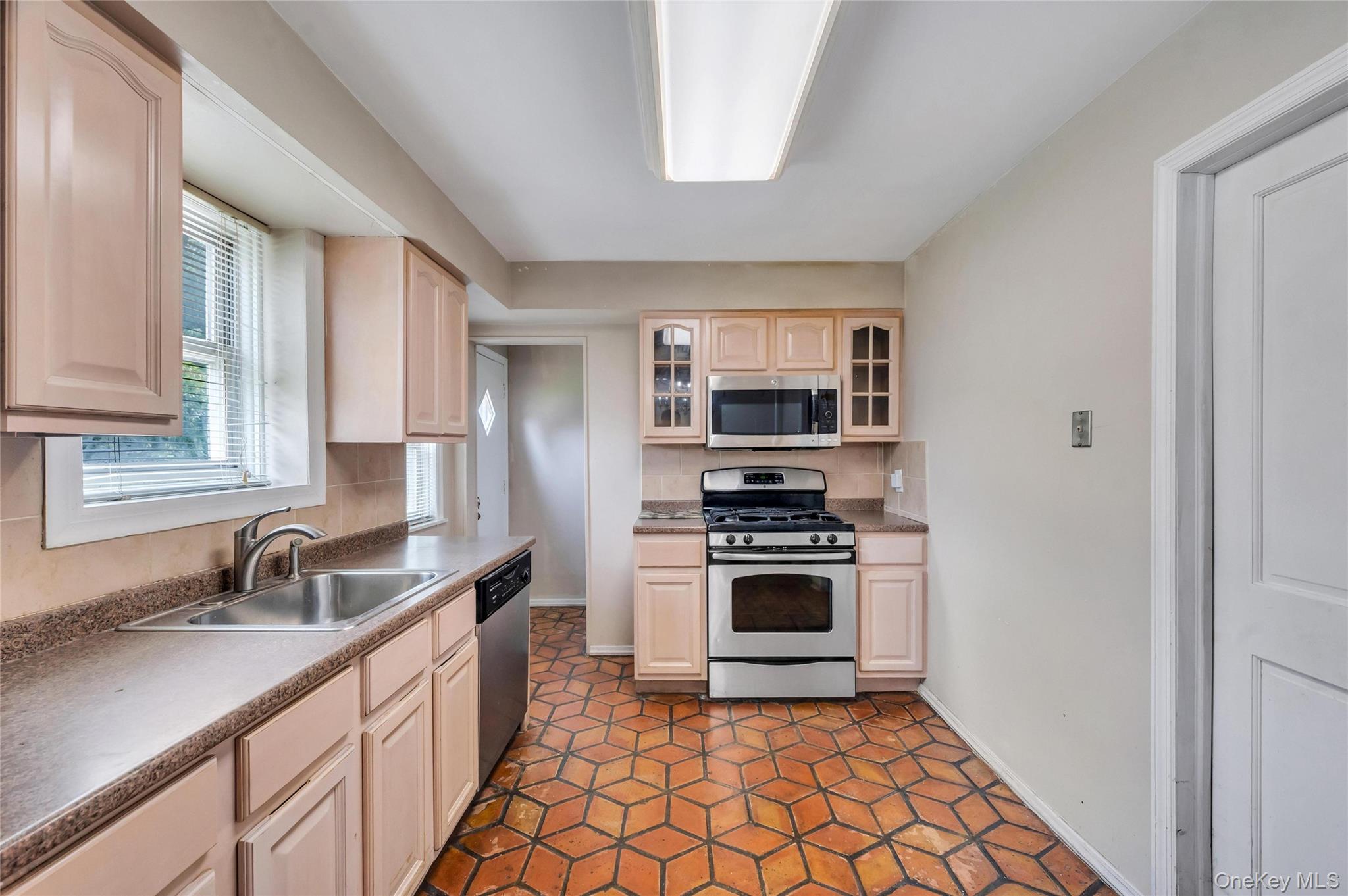 78-28 222nd Street – For Sale photo 7