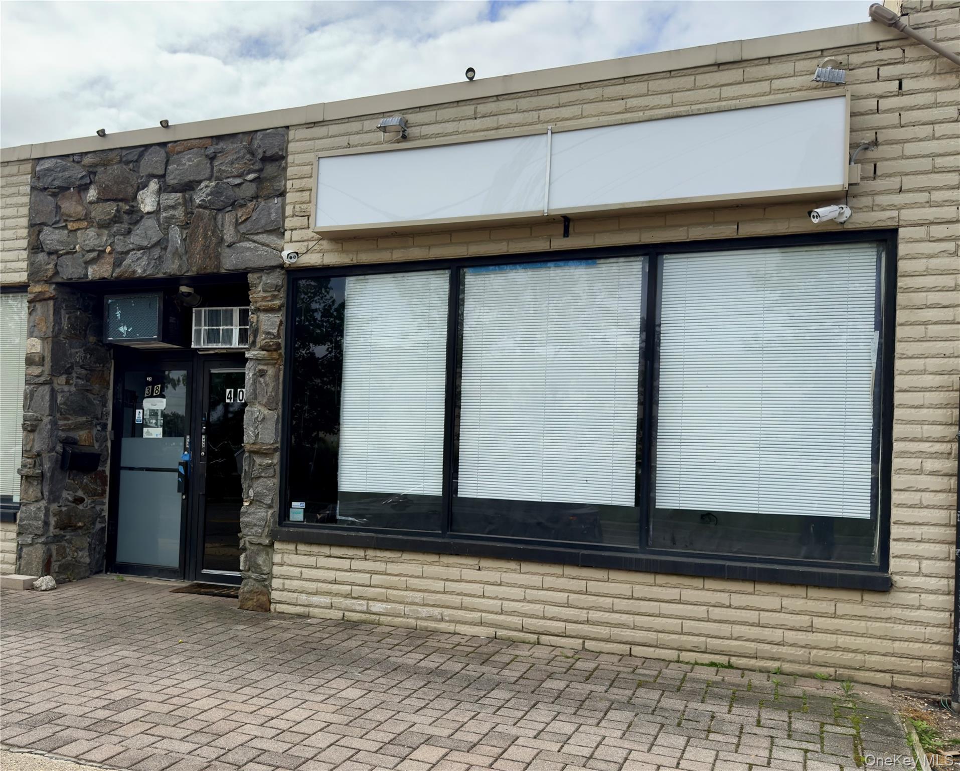 40 Motor Avenue – For Rent photo 11