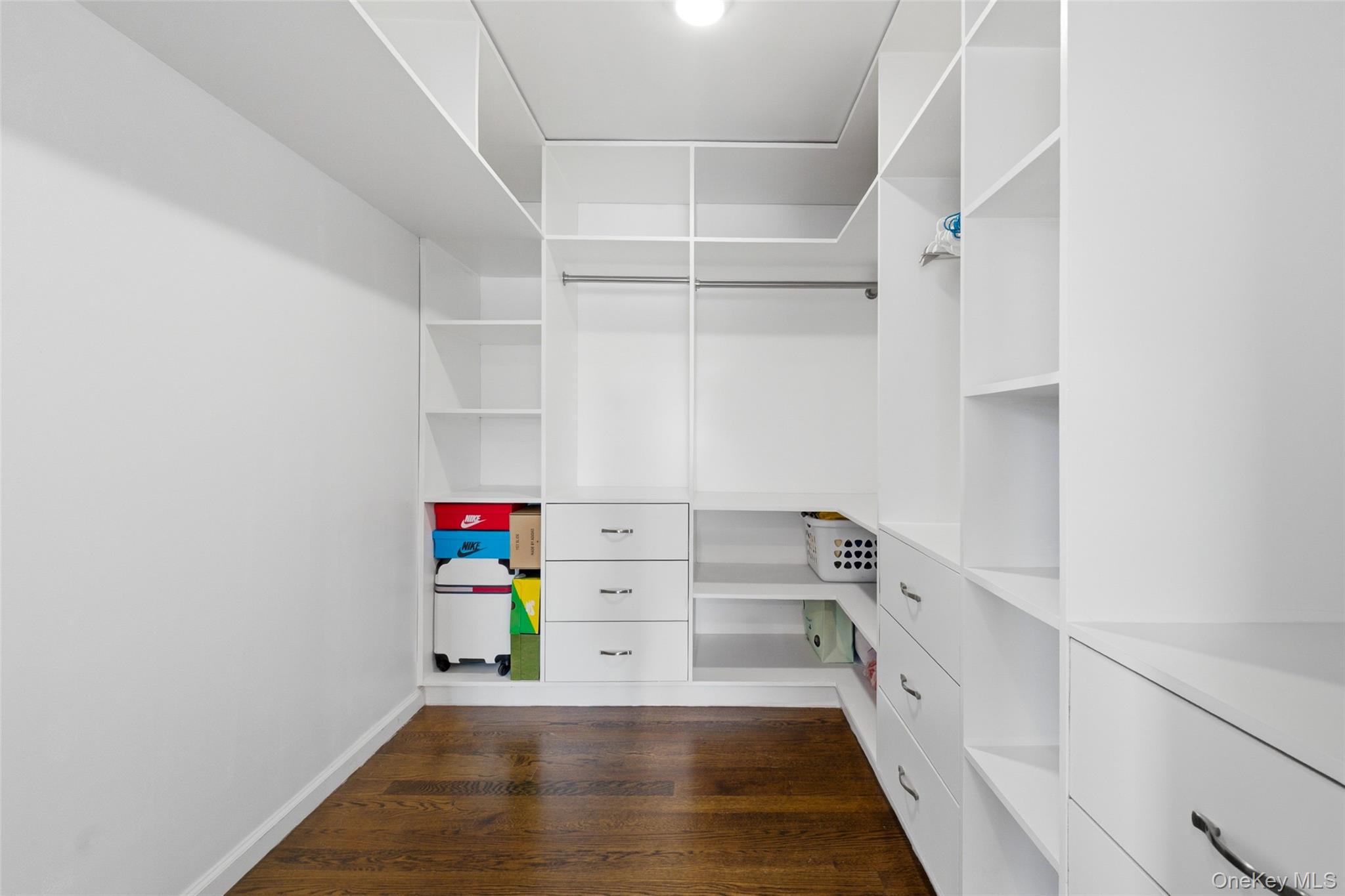 105 Wadsworth Avenue – For Sale photo 14